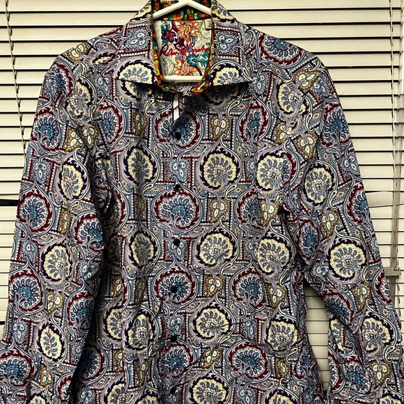 Robert Graham Other - Robert Graham shirt